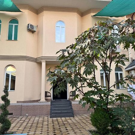 Rahat Inn Hotel Tasjkent Exteriör bild