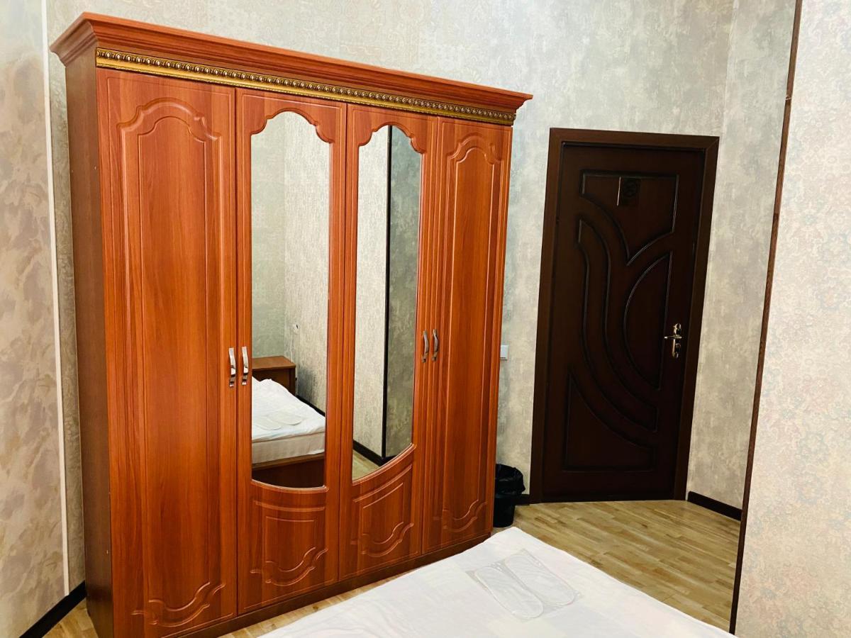Rahat Inn Hotel Tasjkent Exteriör bild