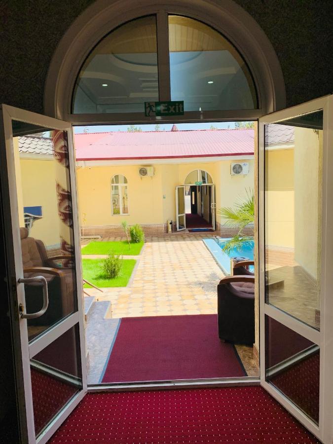 Rahat Inn Hotel Tasjkent Exteriör bild