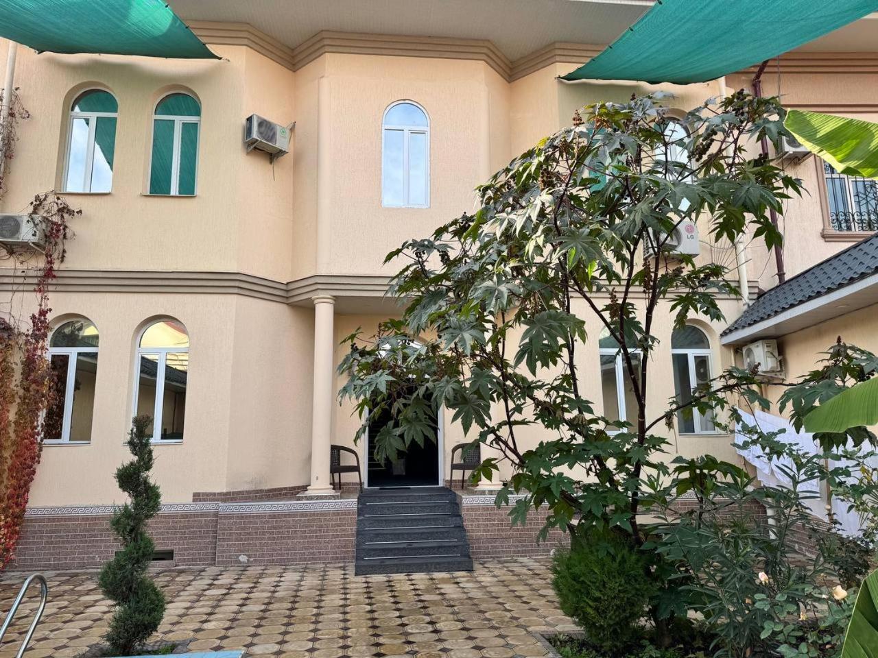 Rahat Inn Hotel Tasjkent Exteriör bild